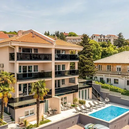 Apartman Gemuetliche In Mit Schoener Terrasse