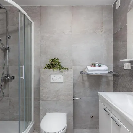 Apartman Gemuetliche In Mit Schoener Terrasse Crikvenica